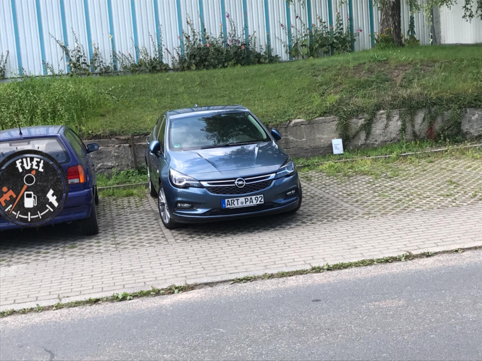 Karlchen im Urlaub auf der Insel Rügen(gerade beim Mittagsschlaf) ;D