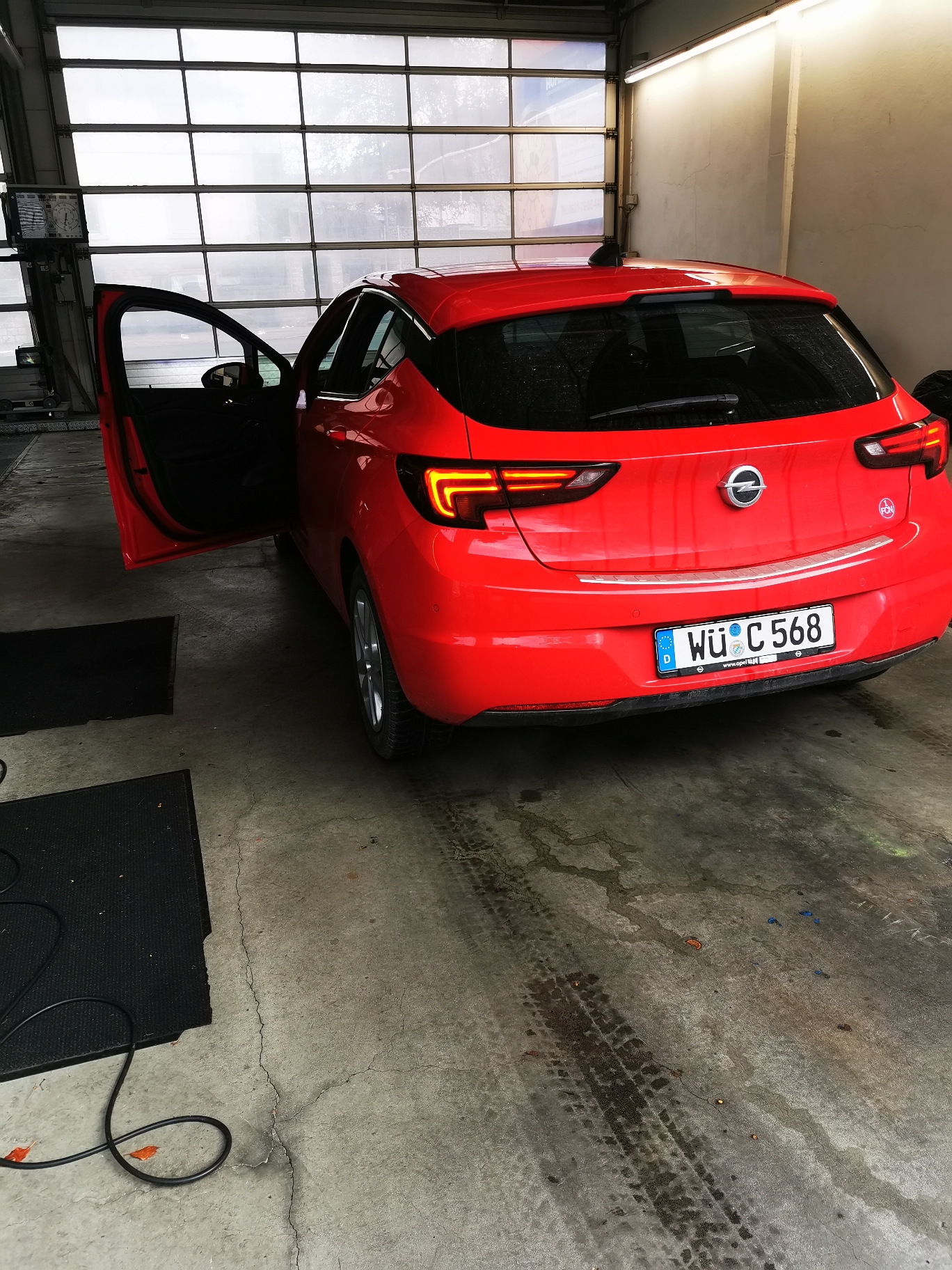 Bilder und Videos aus der Kategorie „Opel Astra K 5-Türer“ - Seite