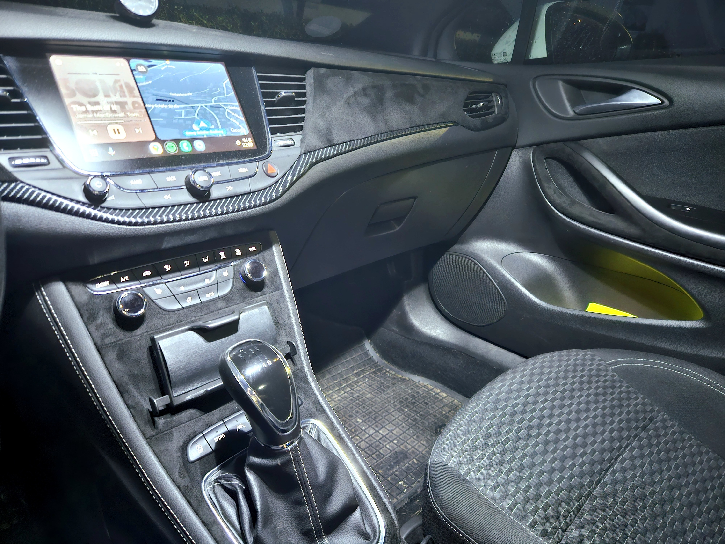 Alcantara Cockpit