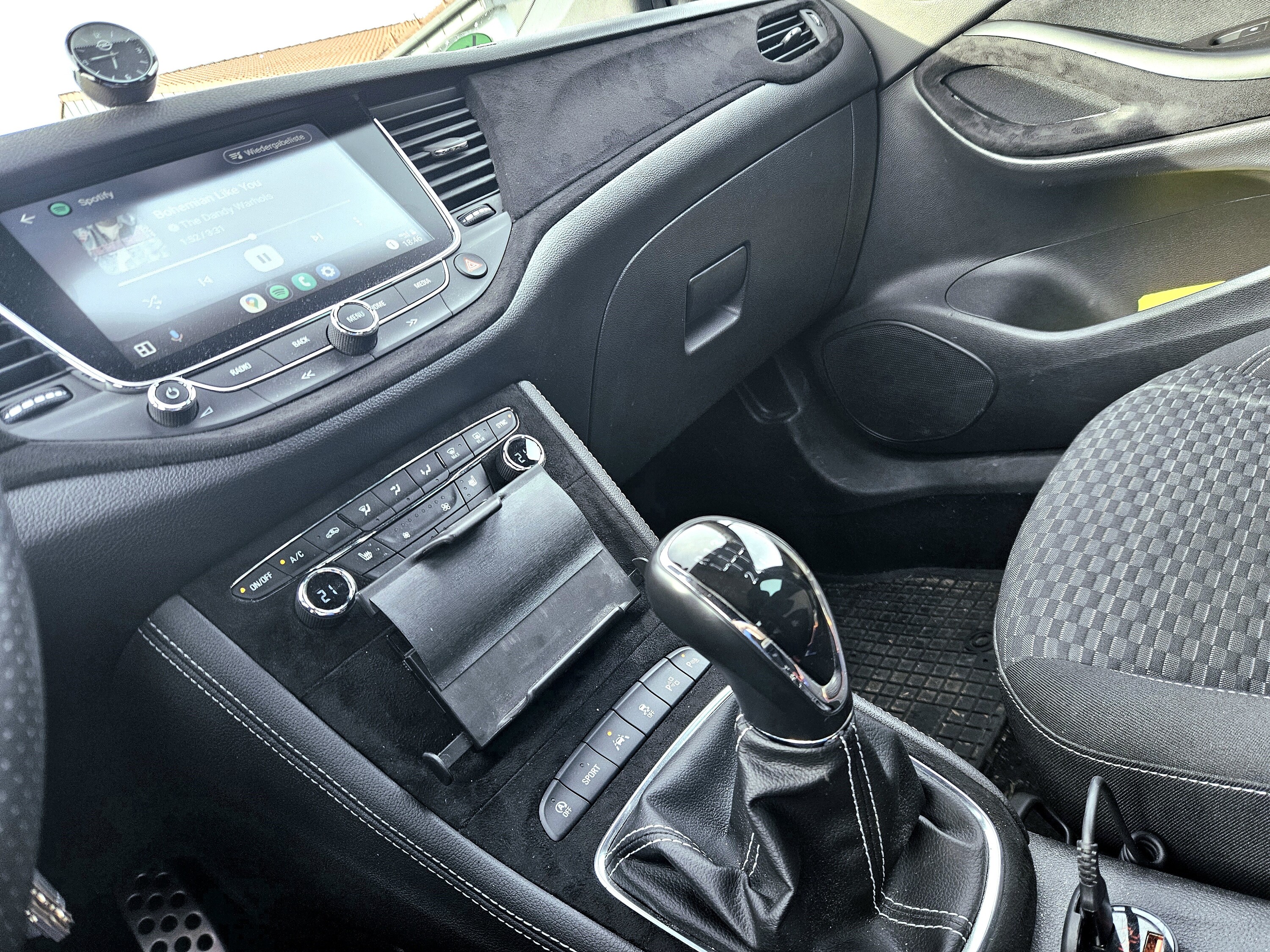 Alcantara Cockpit