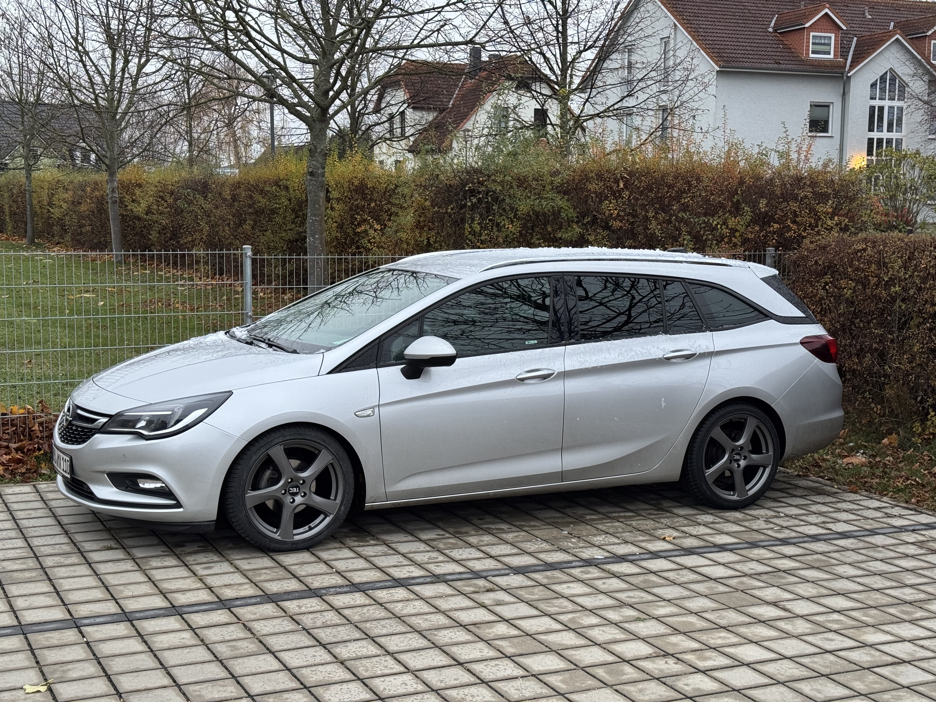 Neue Schuhe für den Sports Tourer